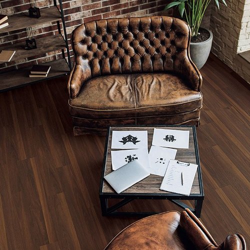 The Jerseyville, IL area’s best waterproof flooring store is Jerseyville Carpet & Furniture Galleries